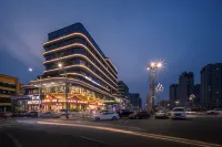 Gaoshang Grand Hotel Hotels near Tianfu New Area General Aviation Vocational College