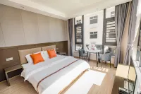 Xiandao Lake Four Seasons Lakeside Hotel (Sky City Scenic Area)