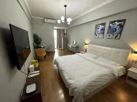 Tan Dolphin Bay Hotel