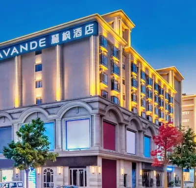 Lavande Hotel (Mile Huquan Water Town) Hotels near Dianxi River