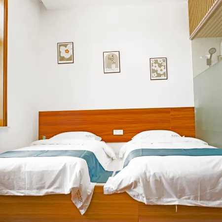 Jingbo Lake and You · First Seeing View B&B