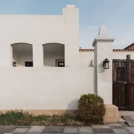 Utopian Seaside Homestay (Gold Coast)