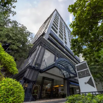 Cape House Hotel, Bangkok チットロム周辺のホテル