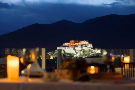 Jiangsu Guyi Hotel (Jokhang Temple Barkhor Street)