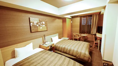 Hotel Route-Inn Kawaguchiko Отели рядом с достопримечательностью «Kawaguchiko Stellar Theater»