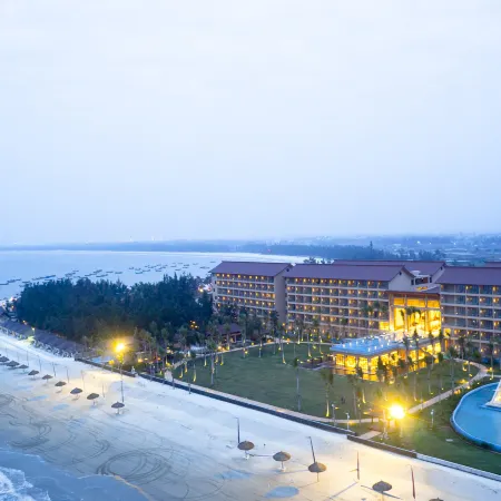 Sheraton Maoming Romantic Beach Resort