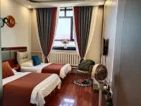 Jingdu Hotel (Shibazhan Forestry Bureau) Hotels in Tahe