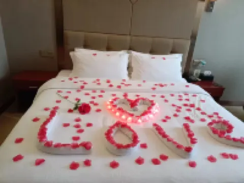 Chuyue Hejin Hotel Hoteles en Luohe