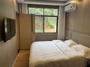 Jindong Yiyun Shanshui Yinshe Homestay