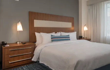 Residence Inn Baltimore at the Johns Hopkins Medical Campus Отели рядом с достопримечательностью «Библиотека Джордж Пибоди»