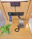 Hotel Vines Отели рядом с достопримечательностью «Остров Цинь»