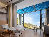 VALATOMS·Fanlatu Hotel (Bipenggou Scenic Area) Hotéis em Condado de Li