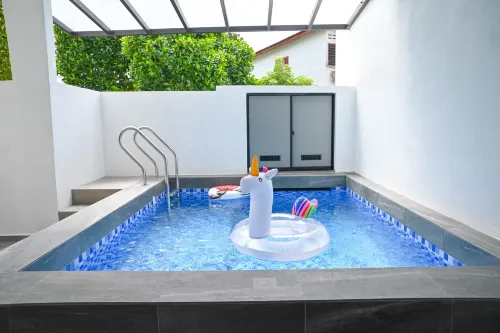 Teluk Cempedak A8010 Villa Kuantan By Iconique Espace - Kolam Renang Peribadi