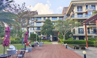 Annual Pool Holiday Apartment (Yalong Bay Branch)