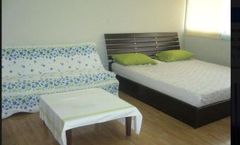 Room in BB - DMK Don Mueang Airport Guest House