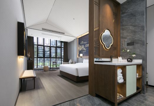 2. 모상 라이트 럭..