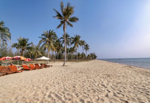 Hana Hotel Sonasea Night Market Phu Quoc