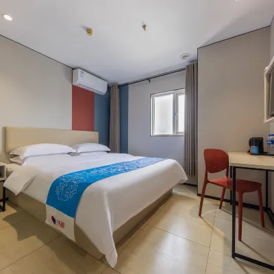 Aimo Hotel (Guangzhou Baiyun Railway Baixin Plaza) Hotel dekat Taman Baiyun