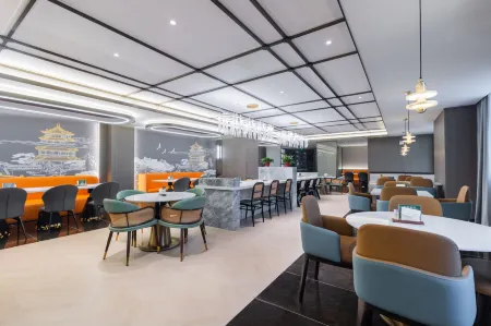 QIANNA HOTEL GLORIOUS(Huixian, Xinxiang)