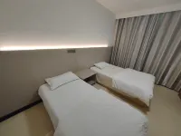 Hejia Hotel (Shangqiu Normal University Branch) - parkir