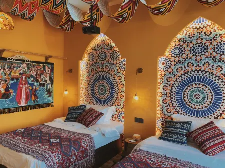 Tiemenguan Siyu Audio-visual Homestay Отели рядом с достопримечательностью «Первая средняя школа в Таймэнгуане»