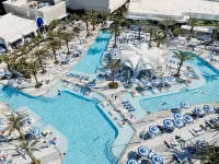 Fontainebleau Las Vegas, MICHELIN Key Award Hotel - Romantische