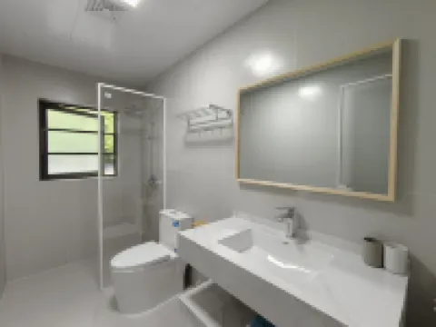 Wugongshan Yipinju Inn (Mountaineering Entrance Zhongyu Cableway Shop)