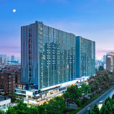 Manlu Yunji Hotel (Jiaozuo High-speed Railway Station Wanda Plaza) Hotels near Jintudi Agricultural Products Market