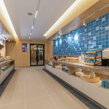 Homeinn · neo (Jining Wenshang Baoxiang Temple Lianmin Square)