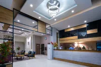 Triizz Hotel Semarang Hôtels à : Gayamsari