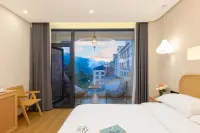Hailuogou · Tianmu Yunju · Snow Mountain Viewing Garden Boutique Homestay