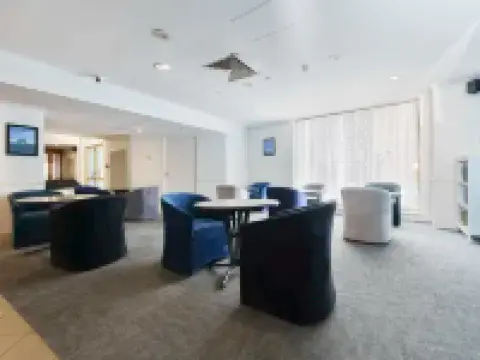 コンフォート イン & スイーツ グッドアース パース パースのホテル