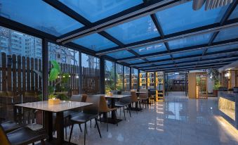 Fit Xiyue Hotel (Guizhou Medical University Affiliated Hospital Beijing Road Subway Station)