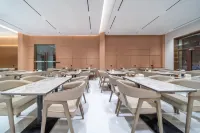 Xinyi Hotel