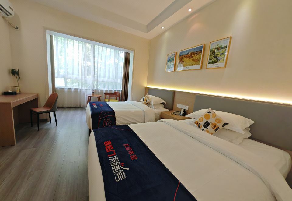 홀리데이 인 융강 로비