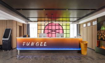 1. FunGee X..