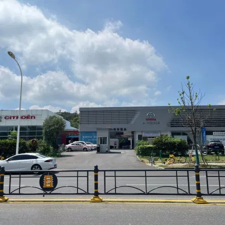 IntercityHotel (Wuhan Nanhu Huazhong Agricultural University)