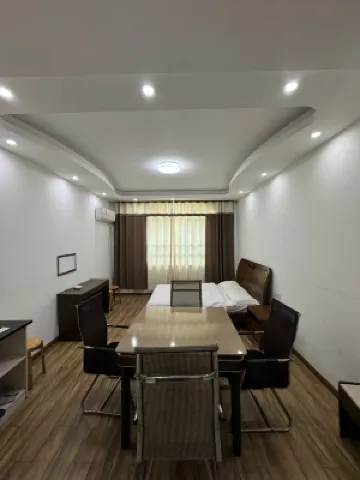 Huangmei Lvyin Business Hotel Hoteles en 