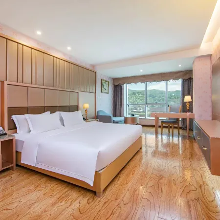 Rong Tai Auto Industry Business Center Hotel