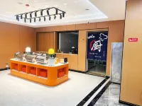 Jinbaihan Business Hotel (Hohhot Hailar East Street Runyu Home Furnishings) - 3 ดาว