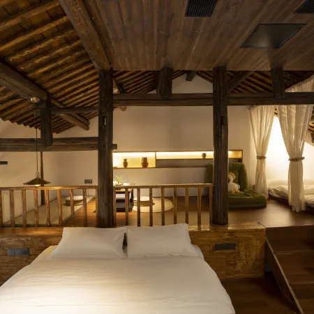 Xiqiao Homestay (Guantang Hot Spring Resort)