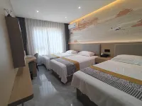 Kaide Business Hotel (Zibobei Railway Station)