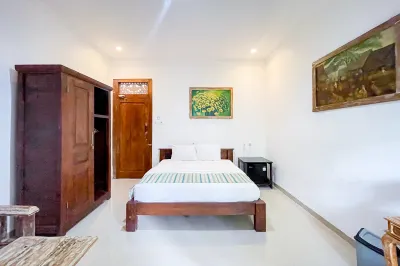 Men Bebas Homestay near Ubud Mitra RedDoorz Hotel dekat Platycerium / simbar tanduk rusa