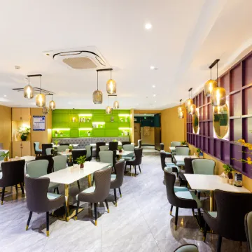 BaiLiQuanZhiJiuDian Hotel (Jianmei Guangchang Bus Station)