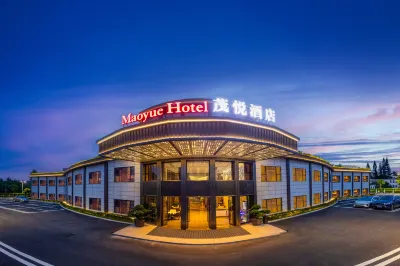 茂悅飯店（珠海斗門尖峰大橋店） 廣東科學技術職業學院附近的飯店