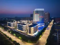 Lavande Hotel (Baoding Lekai North Avenue Yuanchuang Smart Center) Hotels near Baoding Botanical Garden