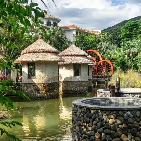 LongPo Bay Hotel