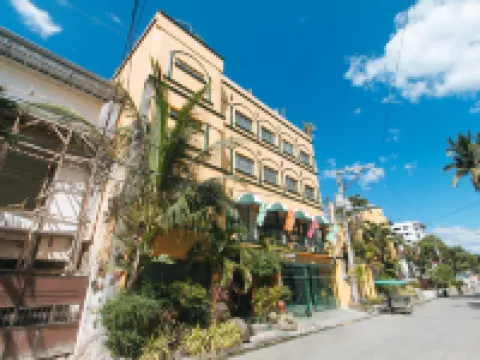 RedDoorz @ Yahweh Spring Retreat and Resort Laguna Hotels in Calamba