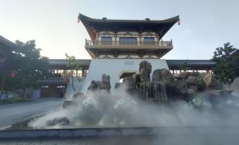 Yique Ge Homestay (The Tourist Center near the Northwest of Longmen Grottoes)