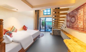 Kuche Mijiang Bridge Homestay